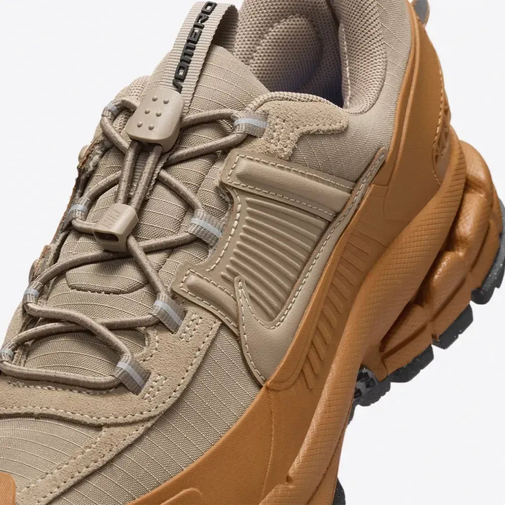 Nike Zoom Vomero 5 Roam Flax
